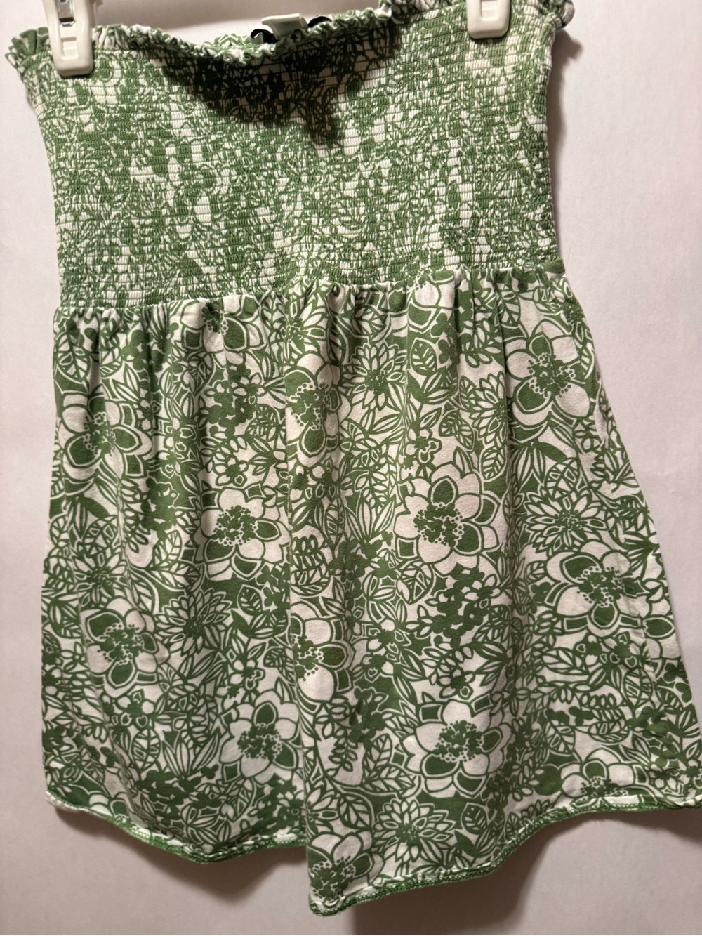 Loft sz medium Green & White Floral Smocked Tube  baby doll shirt
